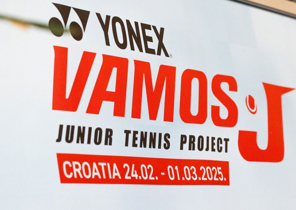Yonex Vamos J Training Camp